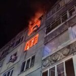 РФ вдарила по Павлограду: горить багатоповерхівка