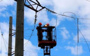 Росіяни нанесли авіаудар по Херсону, частина міста без світла