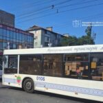 Російський дрон атакував автобус у Запоріжжі
