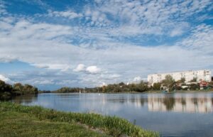 Синоптики розповіли, в яких регіонах дощитиме