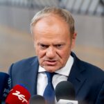 Туск: Польща вимагає місця за столом переговорів з РФ