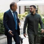 Туск прокоментував переліт Зеленського в обхід Польщі