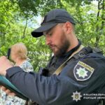 У Києві чоловік викинув собаку з шостого поверху