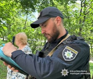 У Києві чоловік викинув собаку з шостого поверху