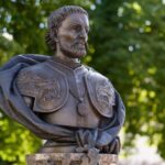У Києво-Печерській лаврі встановили погруддя гетьману Мазепі