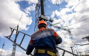У травні енергетики повернули світло для понад 4 млн споживачів