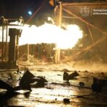 У Запоріжжі після атаки горить підприємтво і АЗС
