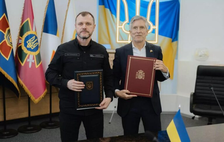 Україна та Іспанія домовились про взаємну депортацію громадян