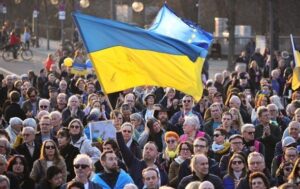 Українці виступають за усунення росмови з офіційної сфери – опитування
