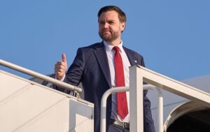 Венс заявив про готовність Ірану прийняти інспекторів МАГАТЕ