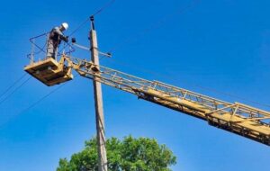 Відключення електроенергії у 12 областях України