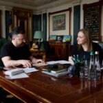 Зеленський обговорив із військовим омбудсманом захист прав воїнів