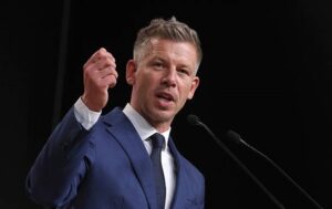 “Золото” Ощадбанку: Мадяр анонсував внутрішнє розслідування