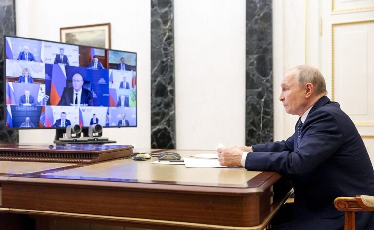 Ігнор перемовин. Путін готує мобілізацію?