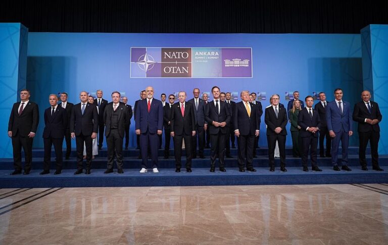 Країни НАТО погодили &euro;140 млрд на зброю Україні