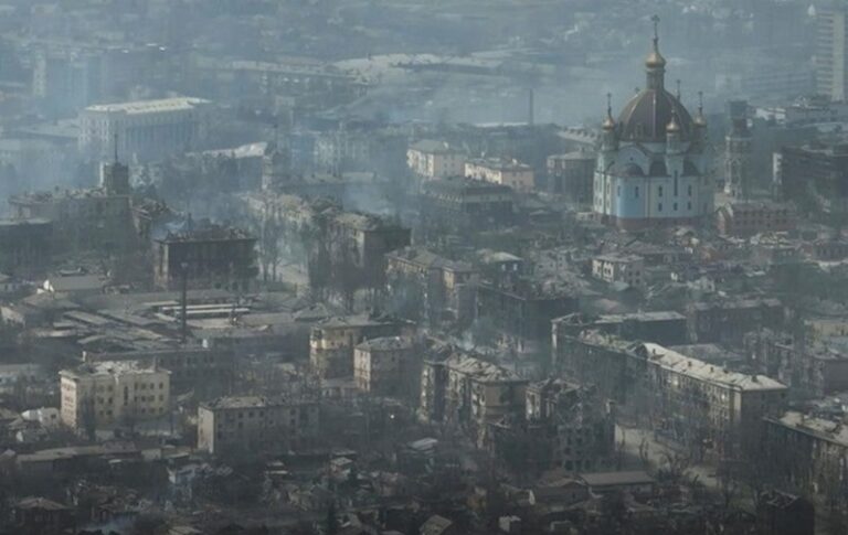 Окупанти планують забудову історичного центру Маріуполя