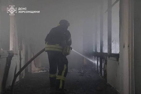 РФ обстріляла лікарню в Херсоні: кількість постраждалих зростає