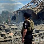 Стало відомо, скільки цивільних залишаються на Донеччині