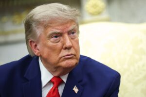 Трамп розмірковує над масштабним ударом по Ірану