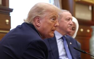 Трамп: Зеленський і Путін хочуть укласти угоду