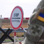 У Чернігові на блокпості намагалися передати вибухівку в бургері