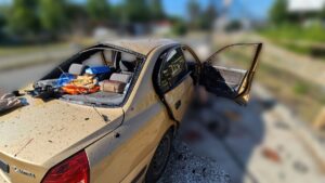 У Херсоні дрон РФ атакував цивільне авто, є жертви