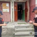У Хмельницькому чоловік поранив поліцейського під час перевірки документів