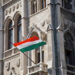 Угорщина “закриває двері перед росіянами”