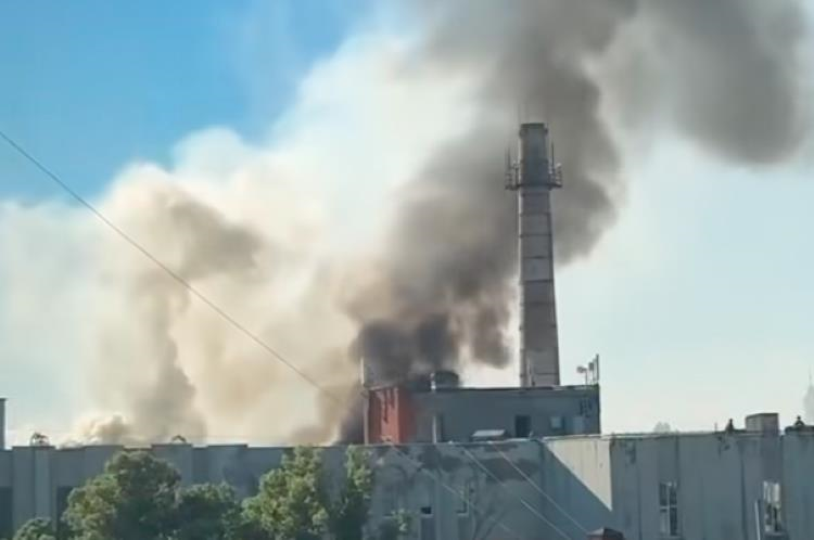 Україна вдруге уразила НПЗ в російській Уфі
