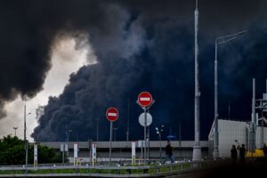 В Росії зупинив роботу стратегічний НПЗ