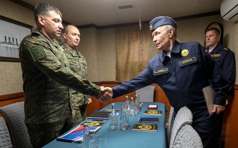 Чому Путін пішов на загострення з Японією