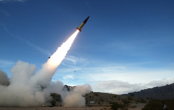 HRW вимагає заблокувати передачу Україні касетних боєприпасів