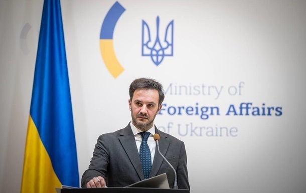 Мінськ визнав “екстремістським” акаунт спецпосла України: Київ відреагував