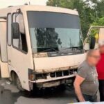 На Херсонщині дрон РФ поцілив в автобус: шестеро поранених