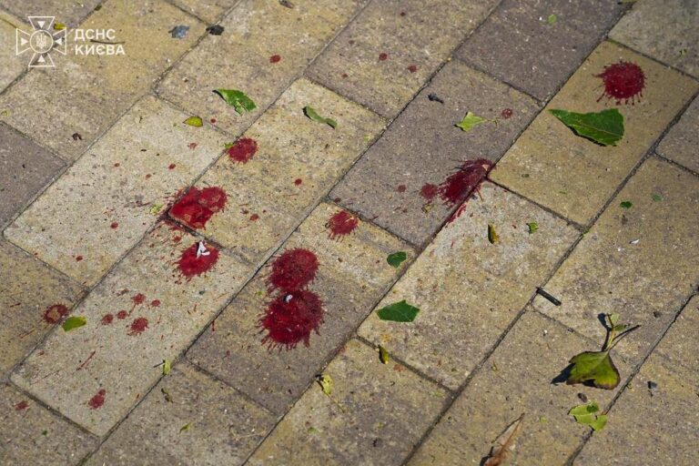Росія вдарила балістикою по забігу