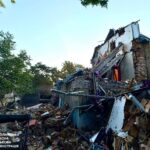 Росіяни вдарили по Миколаєву, постраждала жінка