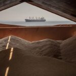 Тотальної блокади у морі немає – Зеленський