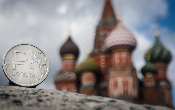 Залишають гроші за кордоном: експортери РФ різко скоротили продаж валюти