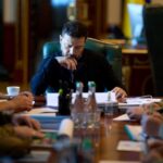 Зеленський анонсував кадрові зміни в армії